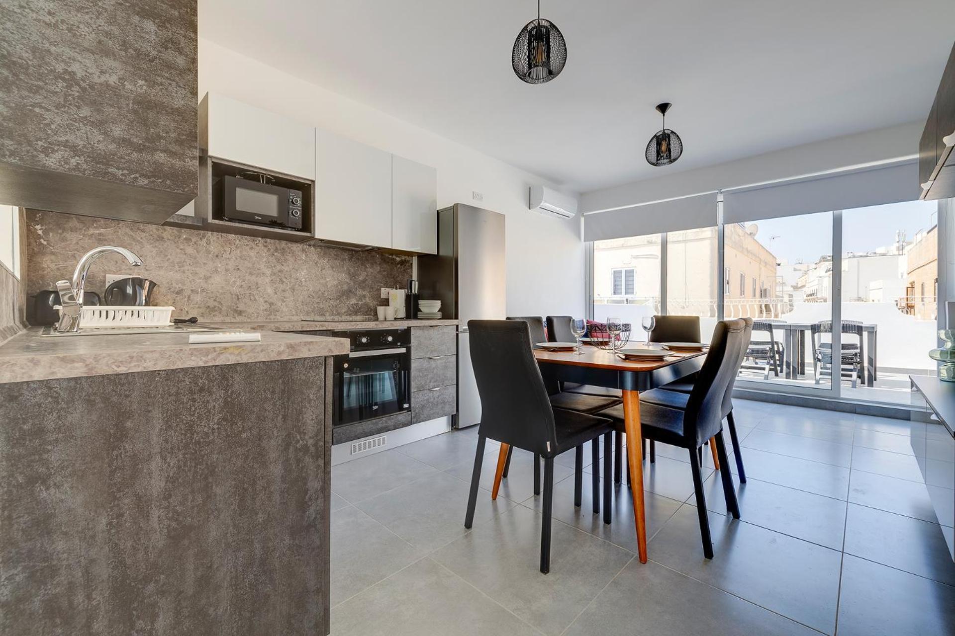 Stunning 2Br Holiday Penthouse In Central Sliema Ngoại thất bức ảnh