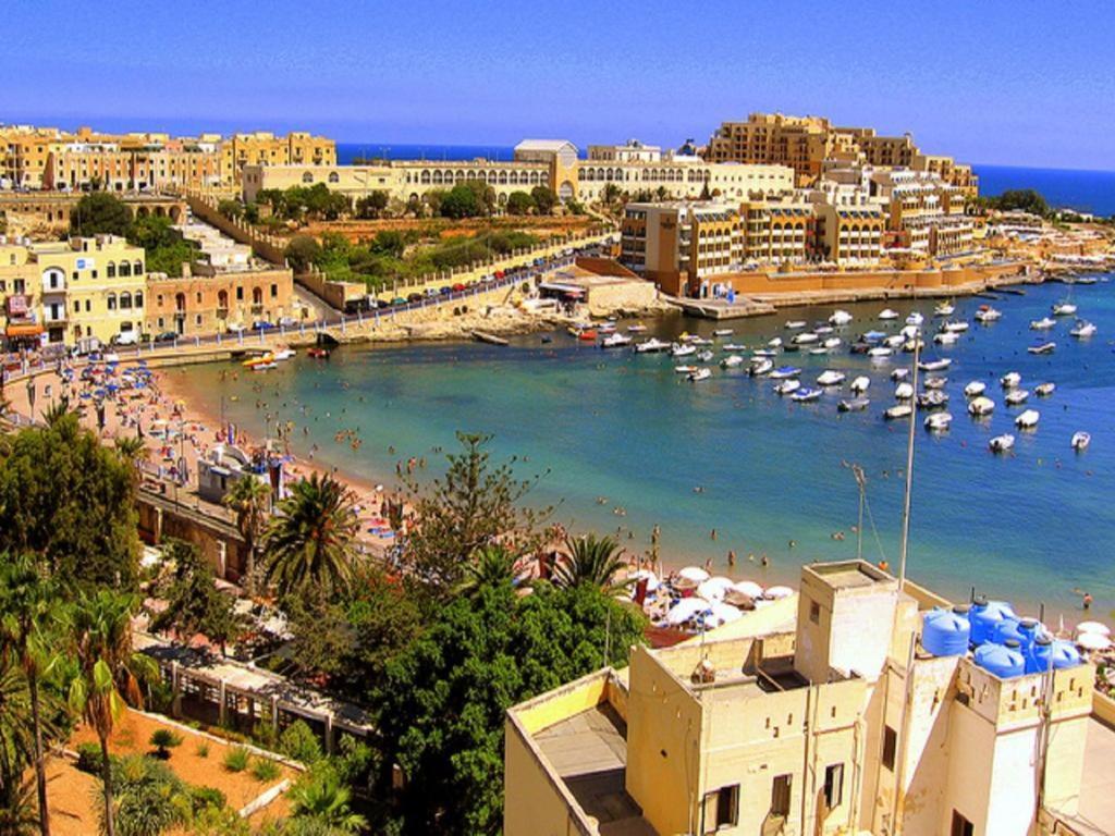Stunning 2Br Holiday Penthouse In Central Sliema Ngoại thất bức ảnh